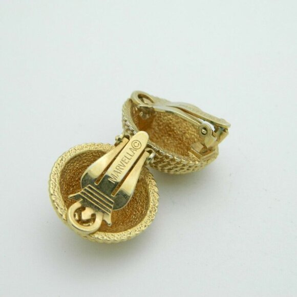 Marvella Gold Tone Rope Basket Style Round Clip - Picture 4 of 4